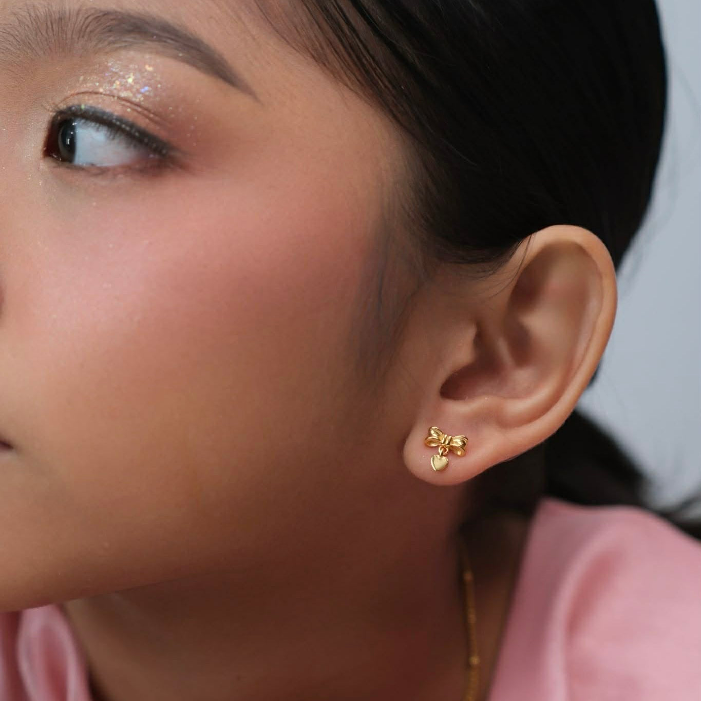 Maria Sweet Bow Studs