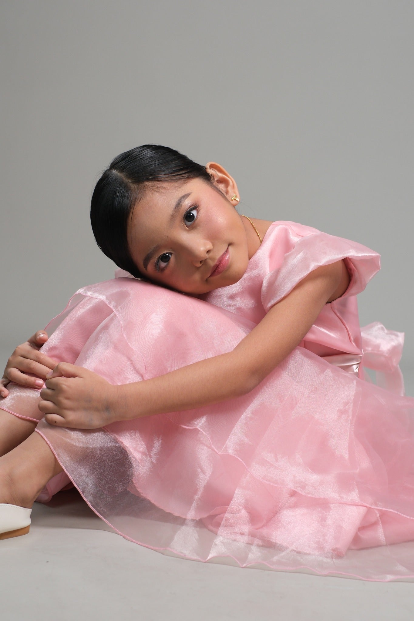 Maria Sweet Bow Studs