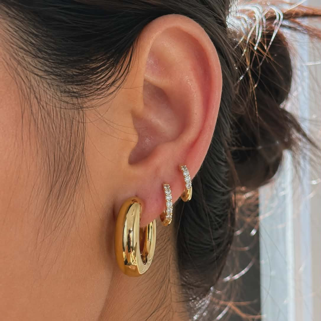 Carie Hoops