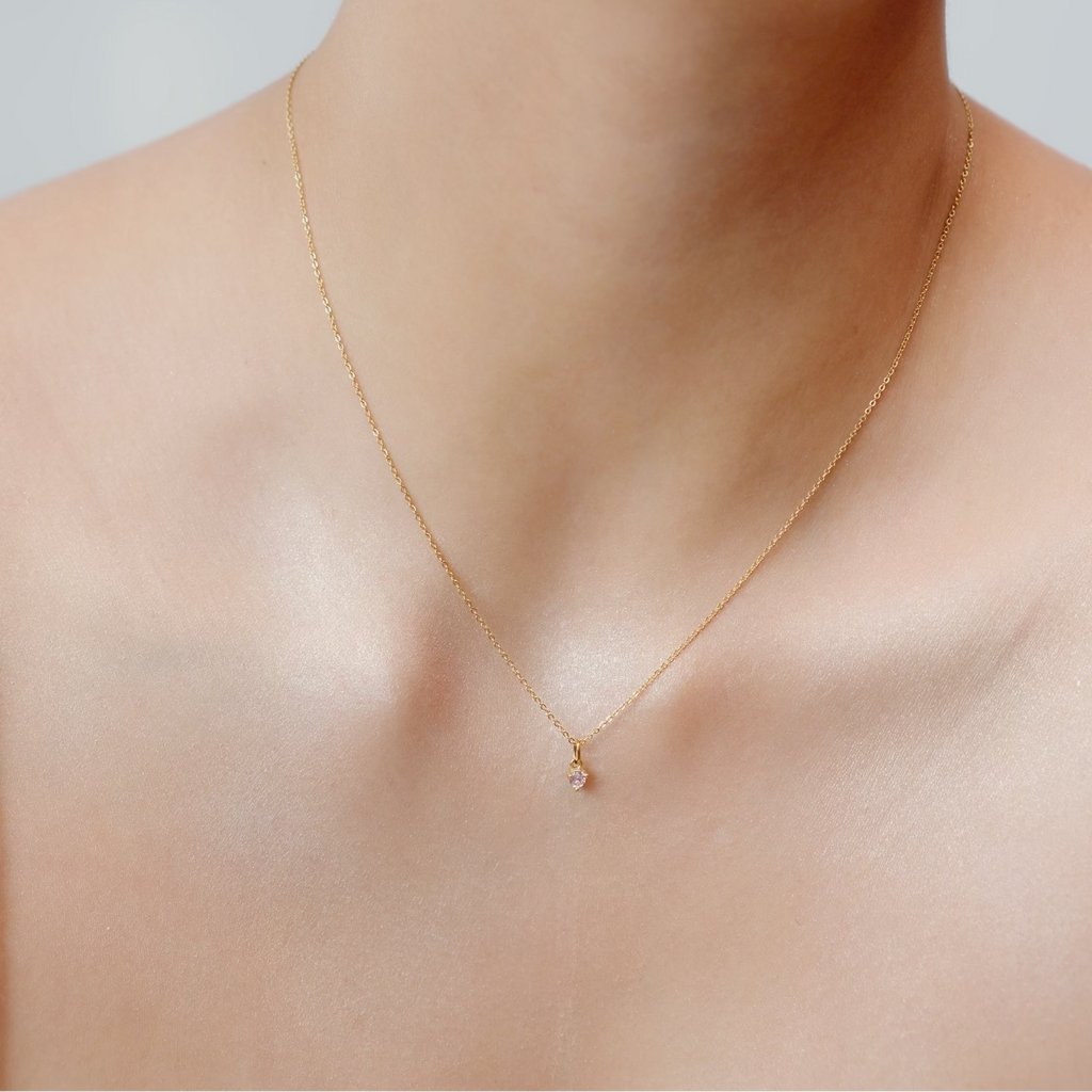 Amore (love) Necklace - Rose Quartz