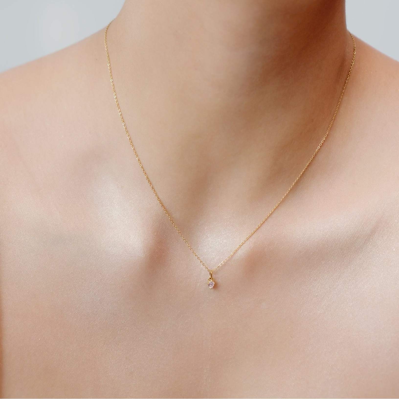 Amore (love) Necklace - Rose Quartz