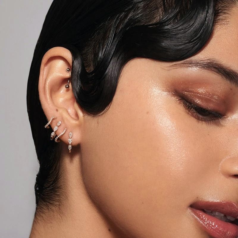 Vivienne Curve Earrings