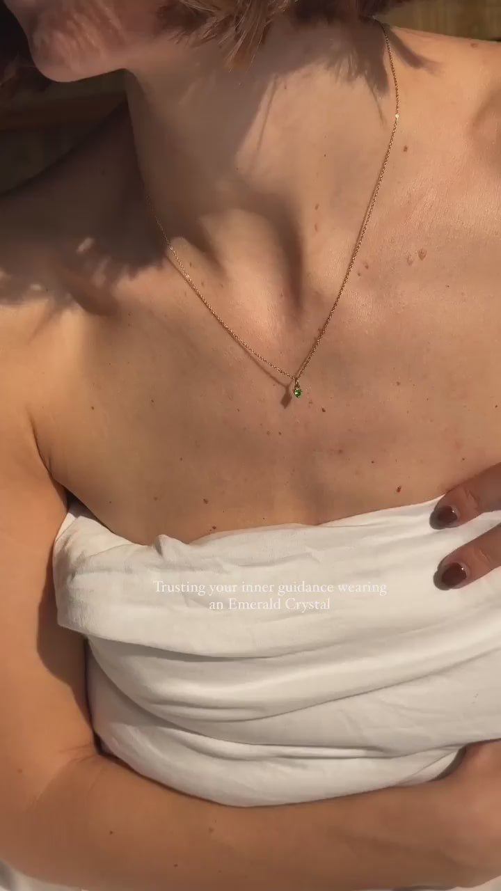 Amicizia (Friendship and Connection) Necklace - Emerald